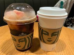 冈山蜜桃苹果冷萃咖啡-星巴克臻选店(澳门伦敦人店)