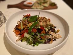 烤三文鱼色拉-新元素(蓝色港湾店)