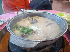 -侠成水上农庄(工业大道店)