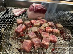 雪花牛肉粒-肉甲韩国木炭烤肉(新壹街1店)