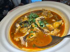 -魏铭鱼头捞饭(晋阳路店)