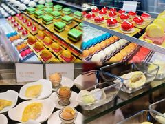-半岛翡丽海鲜自助餐厅(观风亭店)
