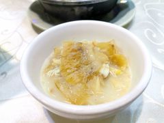 鸡煲中勾翅-凤城礼记鱼翅海鲜酒家(新马路总店)