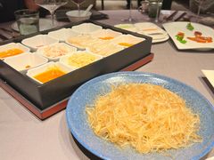 蟹粉堂前炒翅-新荣记(湾仔店)