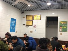 等位区-覃肥叔桂林米粉(粮道街店)