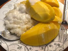 -Nings Mango Stand