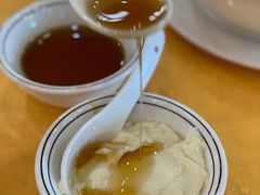 自磨豆腐花-鹏城人家海鲜酒家·23年老字号(较场尾店)