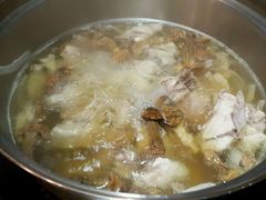 -润青四季音乐主题餐厅·椰子鸡(罗湖店)