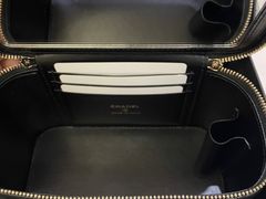 -Chanel(德基广场店)