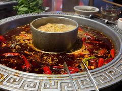 -杨肥肠火锅大排档(火车站花园店)