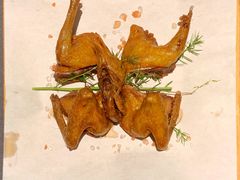 海盐焗乳鸽-小炳胜(卓悦中心店)