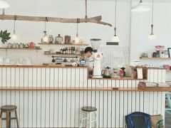 大堂-MAISON门前杂货店