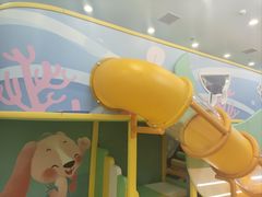 -极橙儿童齿科矫正中心(奥城店)