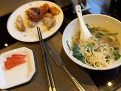 -大中华希尔顿酒店-念自助餐·海南美食·三文鱼