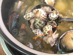 -吉品莞家·鲍鱼鸡煲(东莞店)