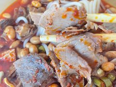 香辣叉烧牛腩粉-覃肥叔桂林米粉(粮道街店)