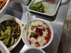 -龙巢盱眙龙虾·牛蛙·烧烤宵夜(八卦岭店)