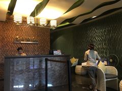 -Let’s Relax Spa(Terminal 21 Asok)