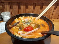 -渝和喵叔米线(南坪万达店)