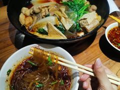 -万记麻辣烫国展总店