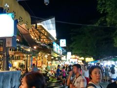 -拉威海鲜市场