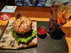 -FAT COW(虹梅路店)