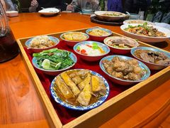 -乡村馕坑肉·烧烤·新疆菜·本地人更爱吃(阿勒泰首店)