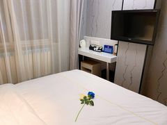 -德全心悦酒店(北京金台路地铁站店)