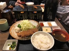 -牛かつもと村(原宿店)