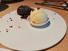 小熔岩蛋糕配香草冰淇淋-一棵树·意大利西餐厅One Tree(新城店)