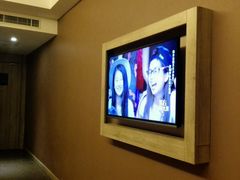 -西安大雁塔科技大学地铁站亚朵酒店