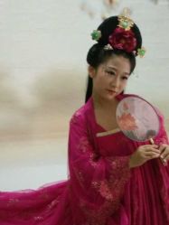-盘子女人坊生日照·摄影馆(华强店)