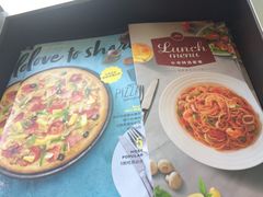 -必胜客(漕宝路店)