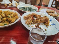 -芦茨金富饭庄·25年老字号·专做稻草鸡