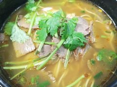 咖喱牛肉面-万寿斋(山阴路店)