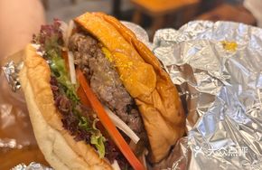 American Classic Wagyu Burger