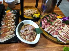 -山居屋炭火烧肉(厚街万达店)
