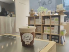 -HUGS coffee(东区店)