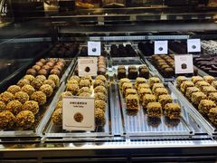 -VENCHI 闻绮(北京国贸商城店)