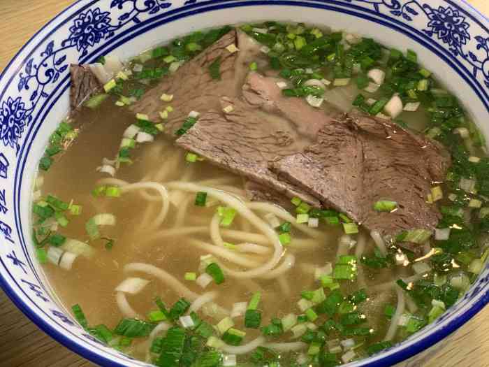 张拉拉兰州手撕牛肉面(紫乐路店)-"[薄荷]环境:双休日懒得做饭,来到家
