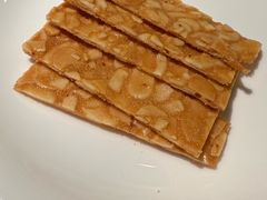 杏仁薄脆-悦融琥珀·京鲁菜·海味珍品(西单店)