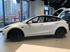 -TESLA 特斯拉(上海太古汇体验店)