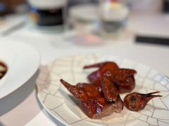 脆皮妙龄鸽-新荣记(建国门外大街店)