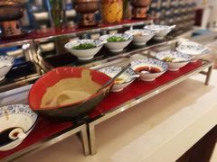 自助调料区-鲁商铂尔曼大酒店·铂丽自助餐厅