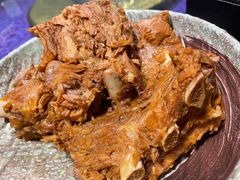 特色大铁锅烀腔骨-95号酱骨·一块豆腐(展春园西路店)