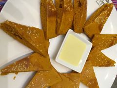 -香巴拉云南餐厅(华莱坞店)