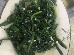 -荔枝园美食山庄(贞山风景区店)