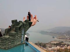 -美心红酒小镇游乐园