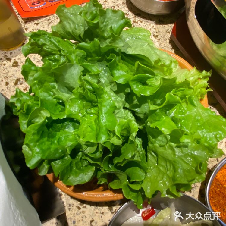 大快朵颐烤肉时