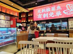 -渝是乎川渝小炒(新世界百货望京店)